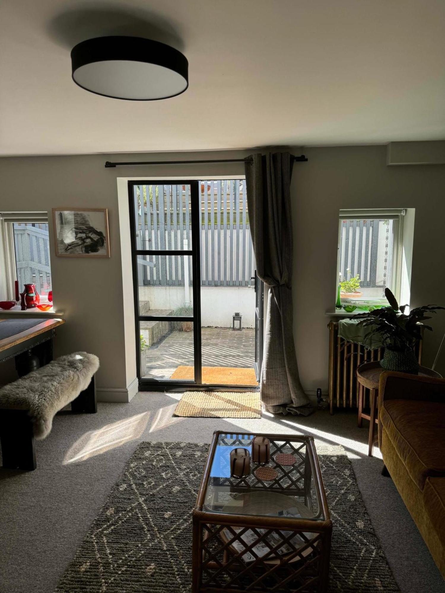 Artists Hideaway Apartment Battle Exterior photo